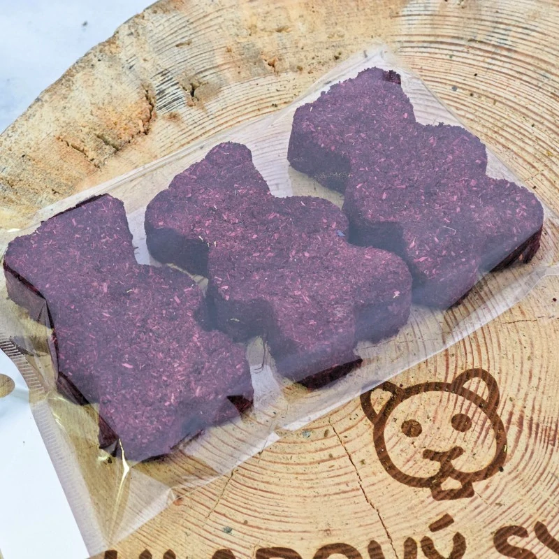 Řepoví medvídci s kopřivou