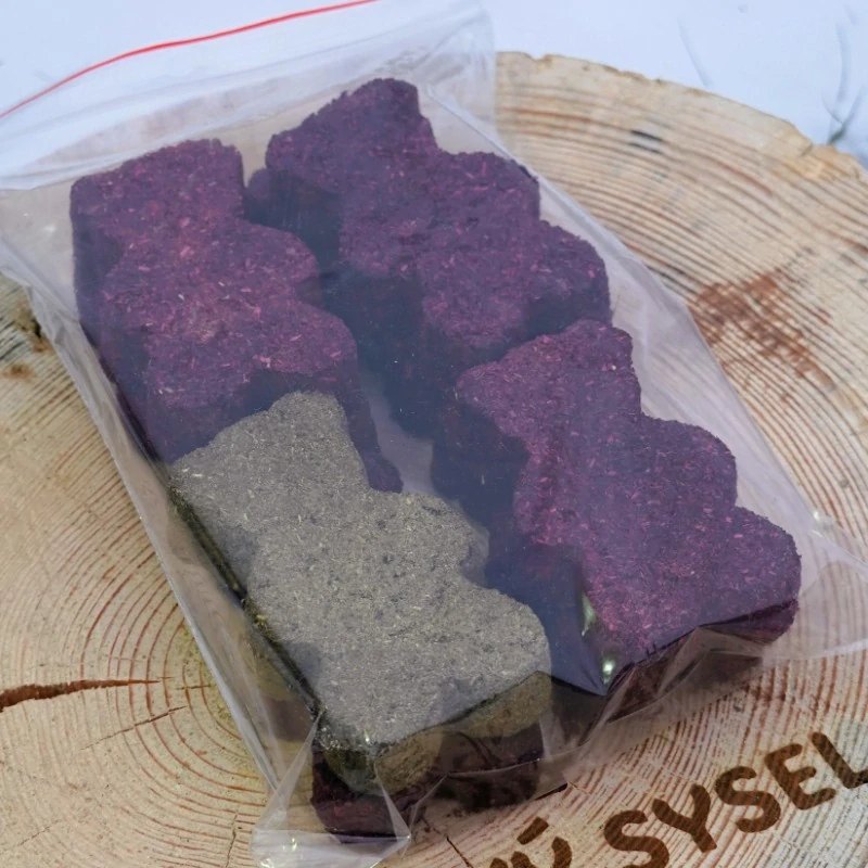 Řepoví medvídci s kopřivou