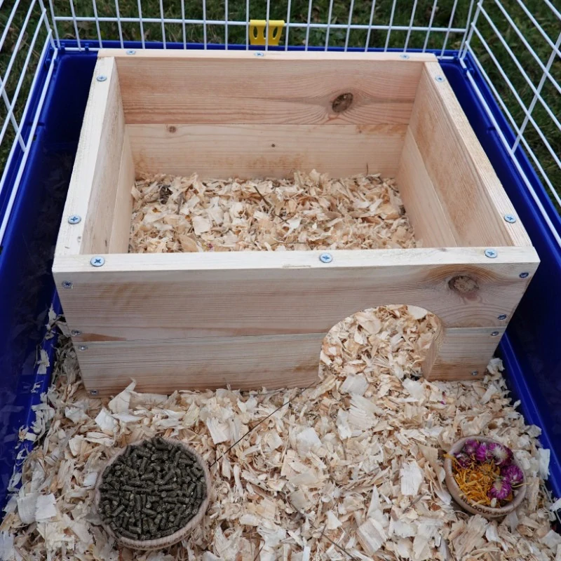 Dřevěný domeček, odnímatelná střecha